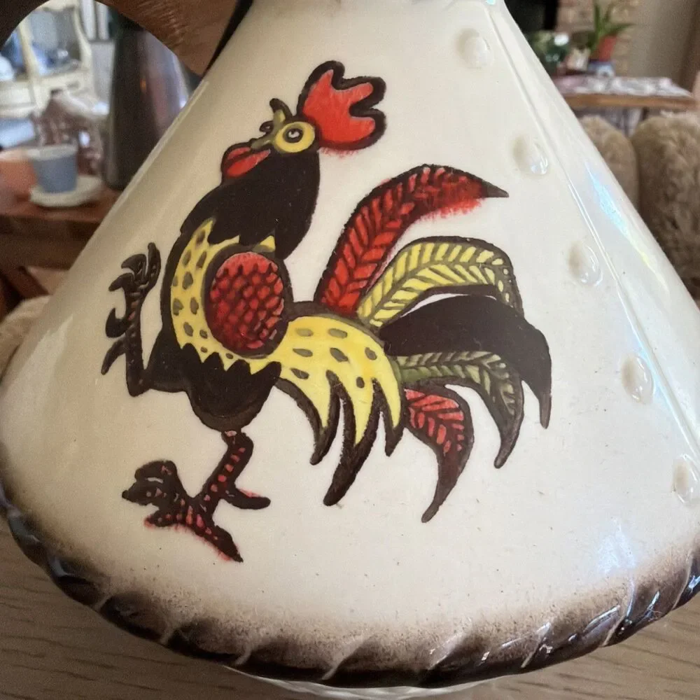 VTG Rare Poppy trail by Metlox Rooster Carafe